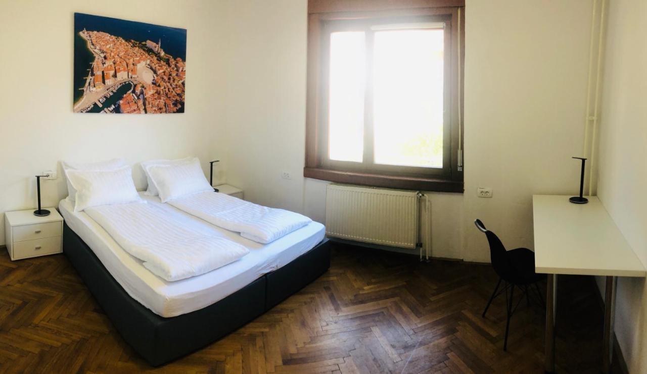 Huge Bbq Garden 2, Spacious Flat, Ac, Free Parking 2 Ljubljana Exterior foto